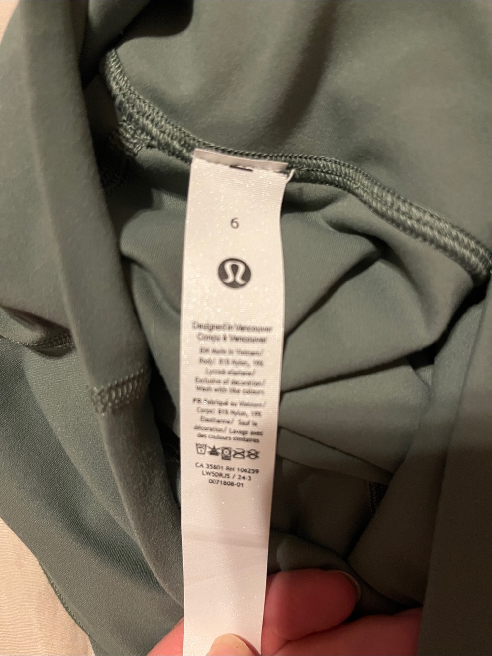 Lululemon High-Rise Green align leggings - Picture 3 of 4